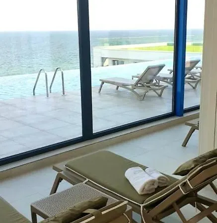 Summer Breeze Infinity Апартаменты Нэводари